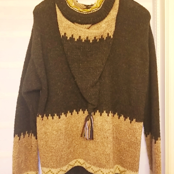 Peruvian 100% wool sweater - Picture 2 of 2